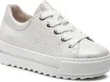 Srebrne, plecione sneakersy Gabor na grubej podeszwie. Stylowe i wygodne, idealne na co dzień.