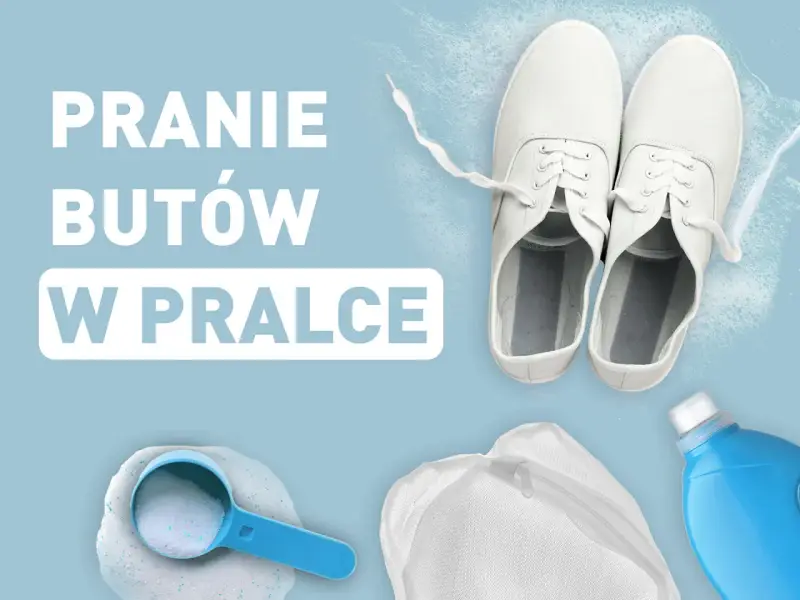 Białe trampki, proszek do prania, worek i płyn – wszystko gotowe, by dowiedzieć się, jak prać buty w pralce.